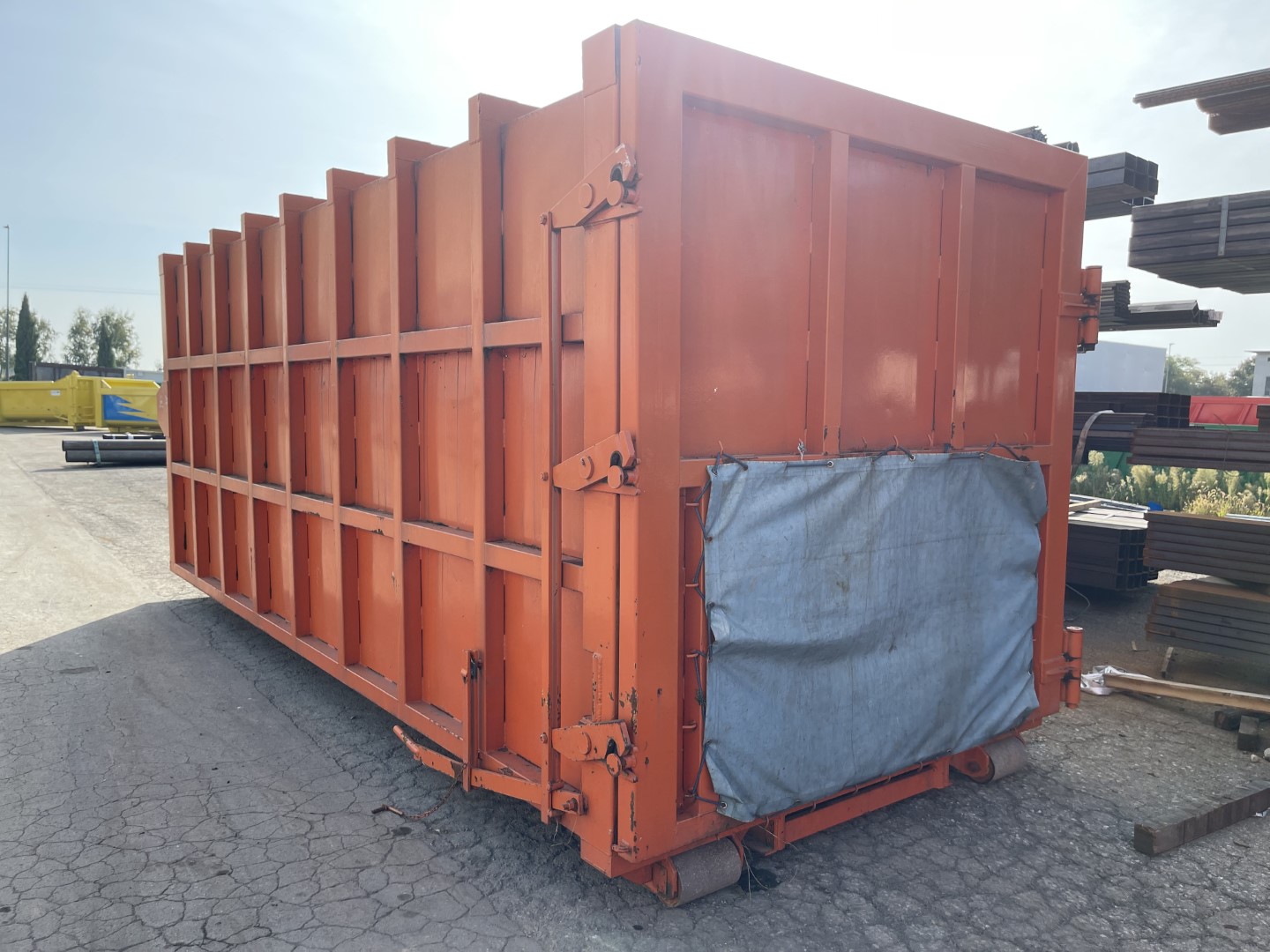 Pressa Stazionaria US-352 + 2 Container per Pressa US-353 e US-354 Usati – Image 17
