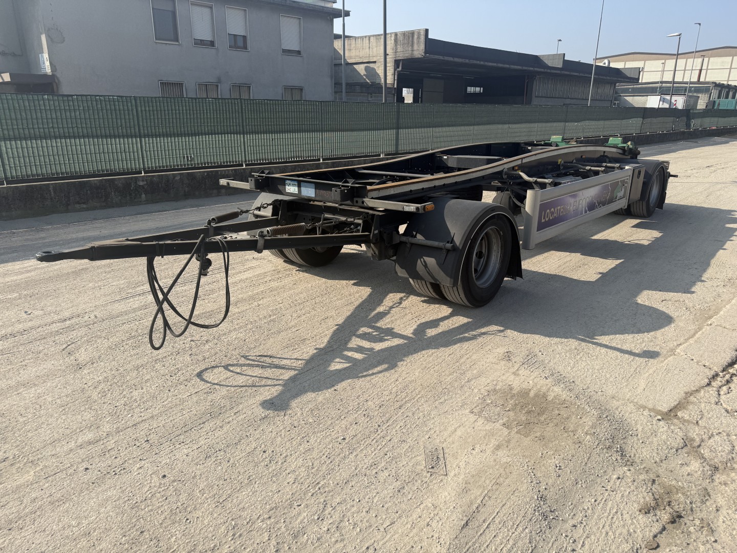 Rimorchio usato US-682